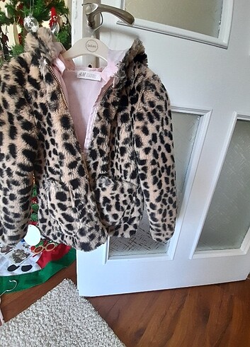 H&M marka leopar desenli pelus kaban 5/6 yaş 