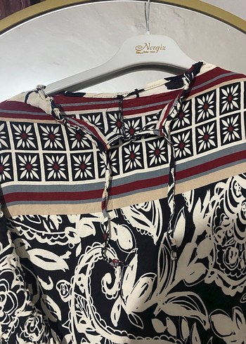 Püsküllü Bohem Desenli Elbise - Görsel 3