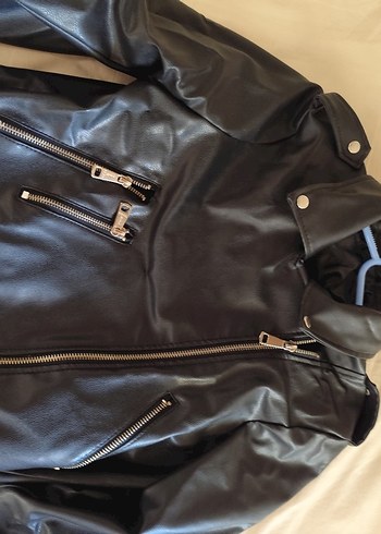 Kadın Siyah Deri Biker Ceket