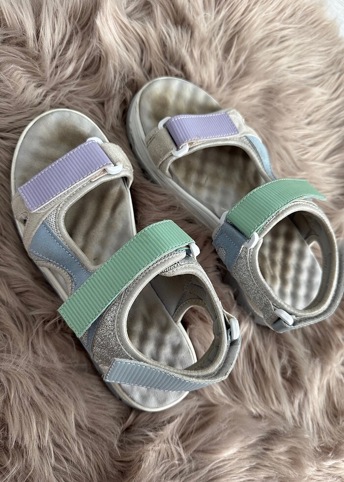 Cırtlı sandalet - Görsel 2