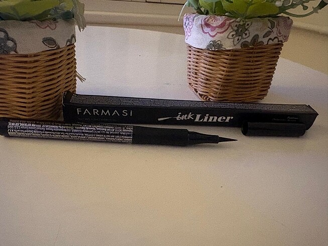Ink Liner Siyah 1.2 mlUltra keskin hatlı ucu sayesinde bakışları