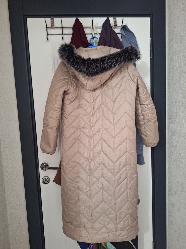 Bej Uzun Kadın Kışlık Mont - Görsel 5