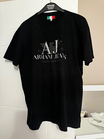 Armani tişört
