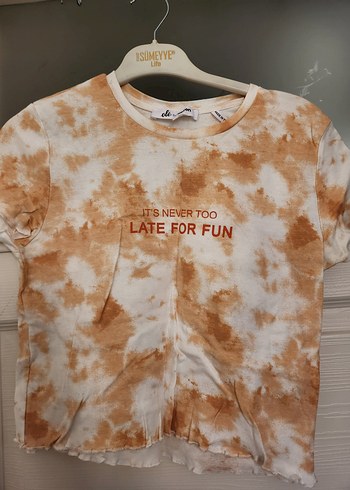 Batik Desenli Bej Tişört - Görsel 3