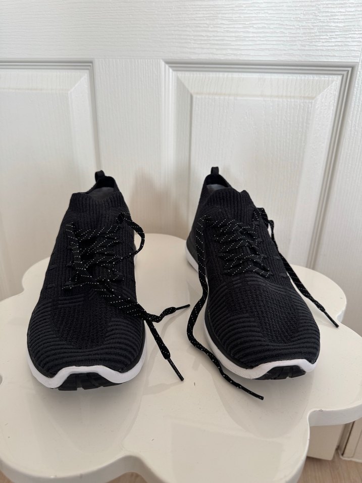 Under Armour Siyah Bağcıklı Erkek Spor Ayakkabı - Görsel 3