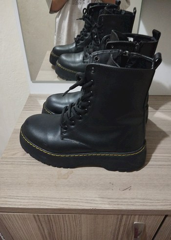 36 Beden Kadın Siyah Bot