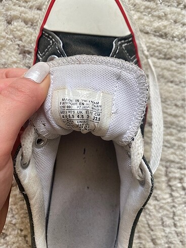 37 Beden beyaz Renk Orijinal converse