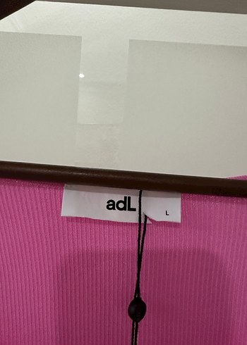 Adil Işık marka Pembe Çizgili Düğmeli Kadın Triko - Görsel 3