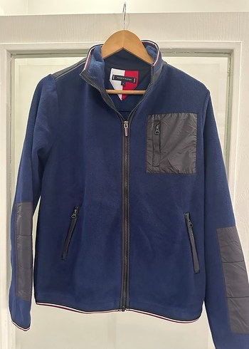 Tommy Hilfiger s
