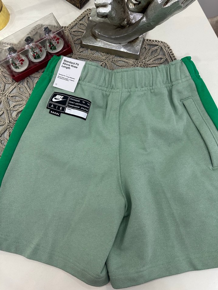 Nike çocuk Yeşil Mini Eşofman Şortu - Görsel 4