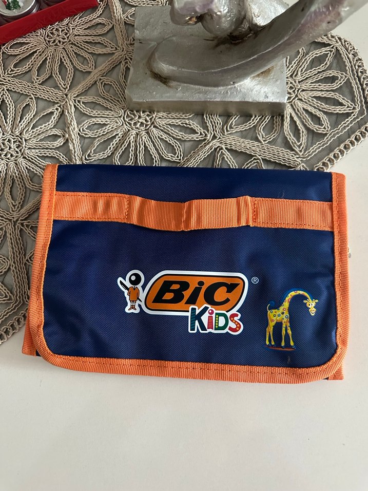 Bic marka kalem kutusu - Görsel 4