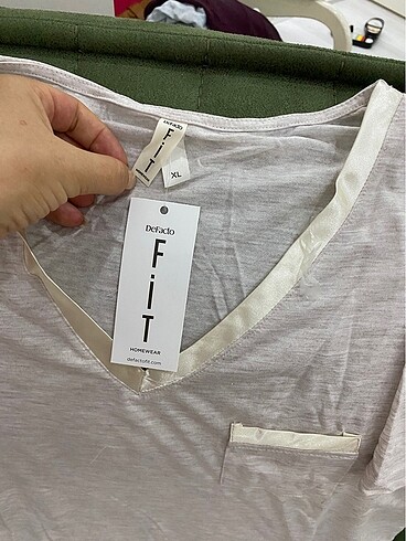 xl Beden ten rengi Renk Defacto marka pijama takımı