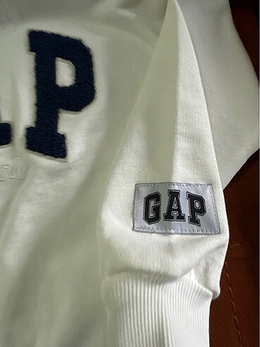 24-36 Ay Beden beyaz Renk GAP marka sweatshirt