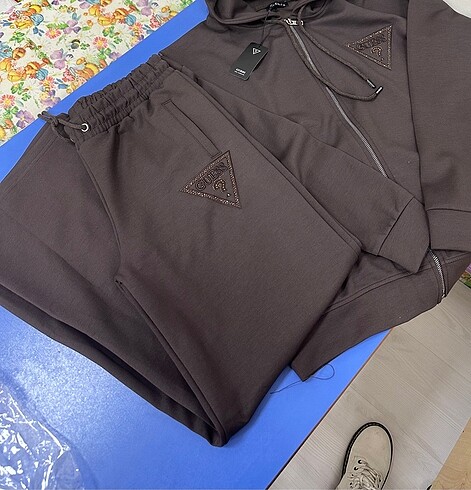 Guess Guess marka eşofman takımı