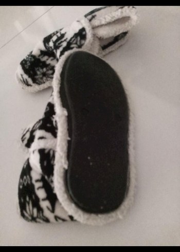 Kızlar için gri zebra desenli örgü terlik 30_31 numara - Görsel 3