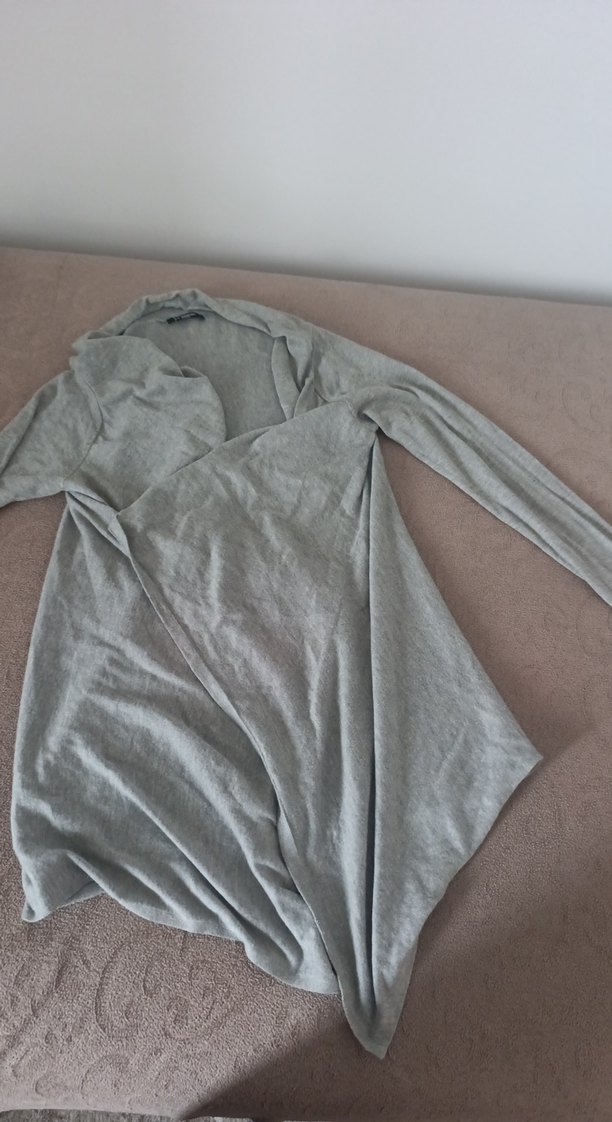 Gri Uzun Kollu hırka LC Waikiki s beden - Görsel 2