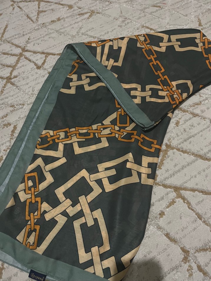 Zincir Detaylı Yeşil krem rengi desenli Şal - Görsel 2