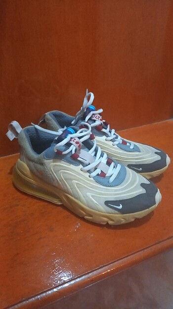 Spor ayakkabi