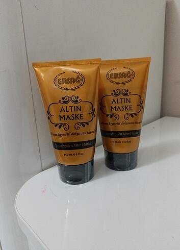 Ersağ altın maske 