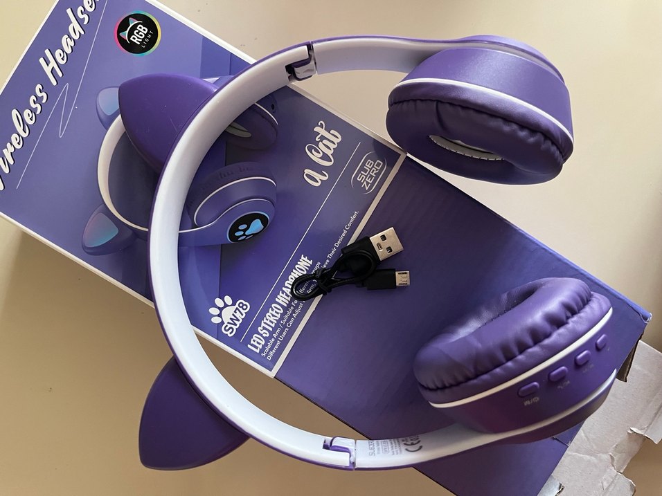 Mor RGB Işıklı Kablosuz Kedi Kulaklık - Görsel 2