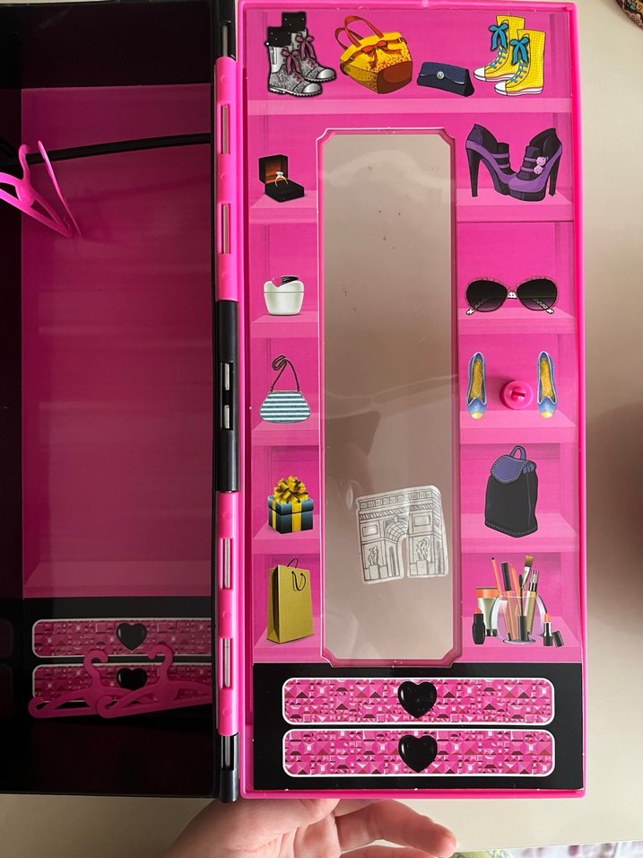 Barbie Dolabi - Görsel 3