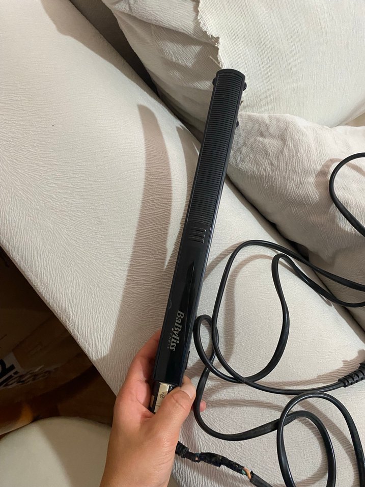 Siyah Saç Düzleştirici - Görsel 2