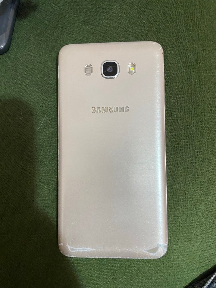 Beyaz Samsung Android Telefon - Görsel 2