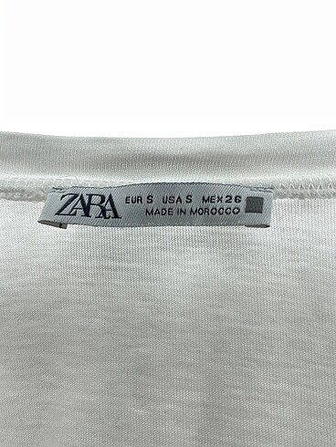 s Beden beyaz Renk Zara T-shirt %70 İndirimli.