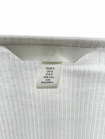 s Beden beyaz Renk H&M Bluz %70 İndirimli.