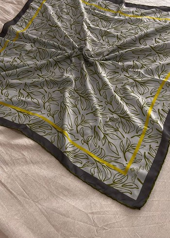Silk & Cashmere Kadın Bohem Desenli Gri başörtü