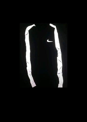Nike reflektörlü hırka 