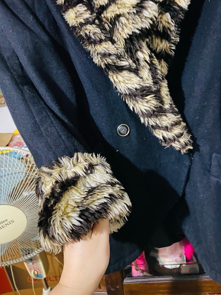 BAGGI Siyah Kaban, Kürklü Yaka Detaylı - Görsel 3