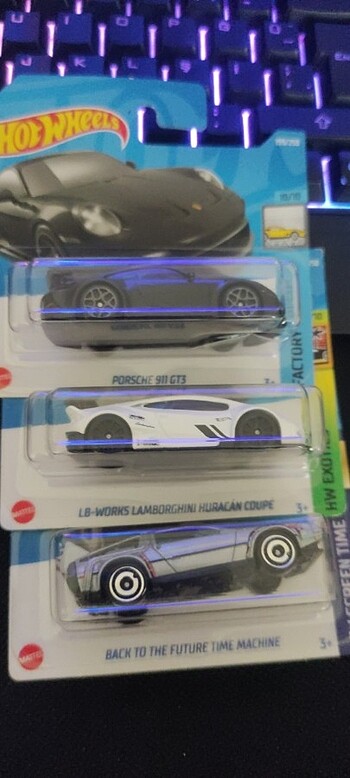 HOT WHEELS 