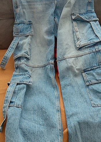 Bershka Düğmeli Mavi Rahat Kesim Jean - Görsel 3