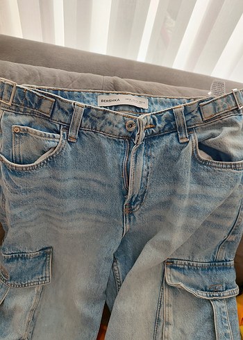 Bershka Düğmeli Mavi Rahat Kesim Jean - Görsel 2