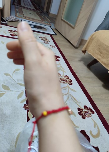 Kelebek Figürlü Kırmızı Boncuklu Bileklik - Görsel 4