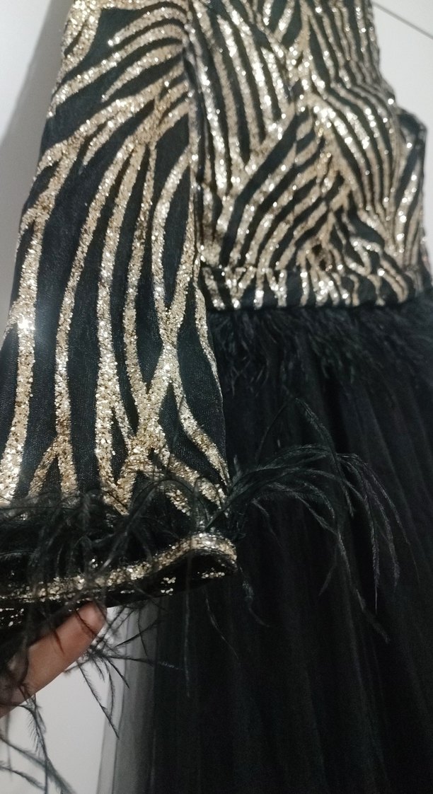 Siyah Zebra Desenli Kürk Detaylı Uzun Abiye Elbise - Görsel 5