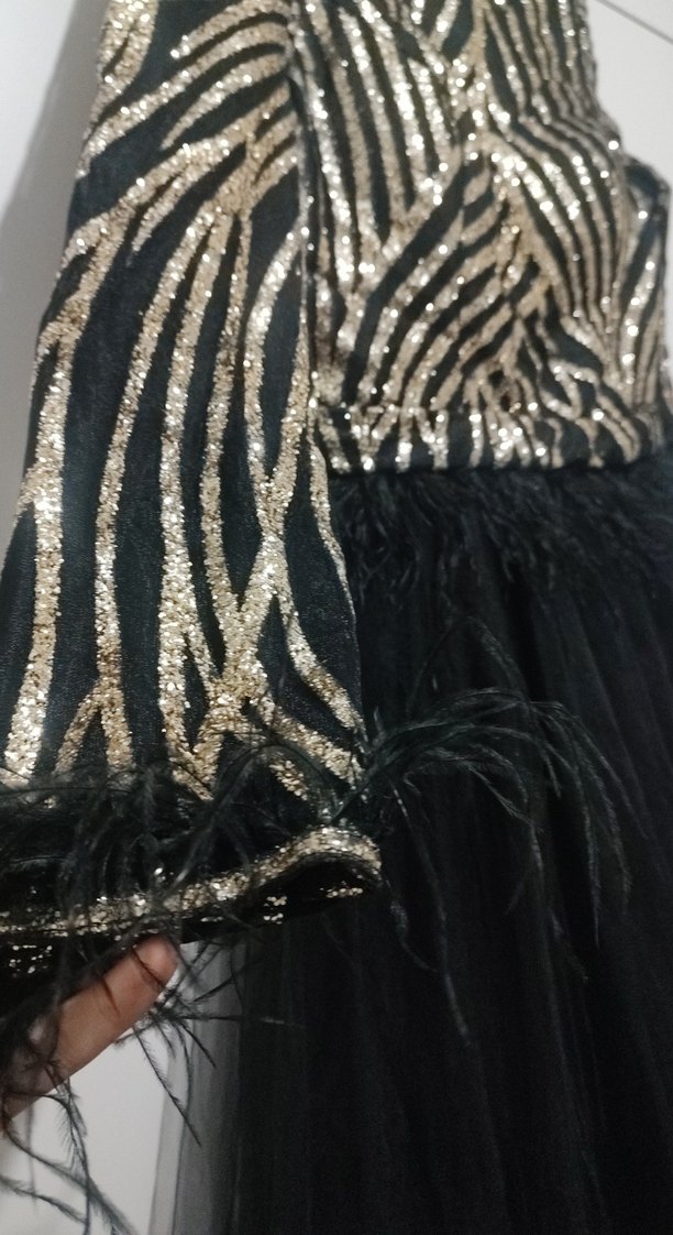 Siyah Zebra Desenli Kürk Detaylı Uzun Abiye Elbise - Görsel 4