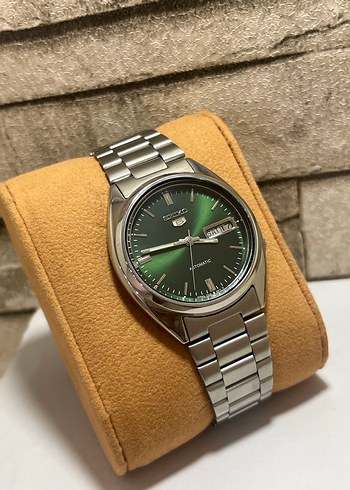 Seiko 5 orjinal saat tertemiz