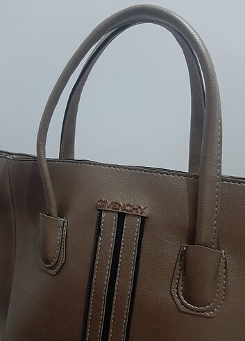 GIVENCHY Givenchy kol çantası