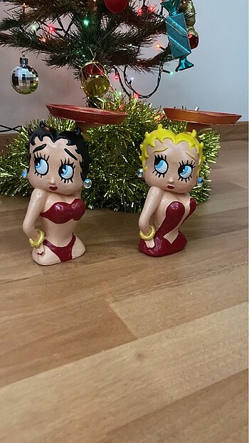 Betty Boop twins