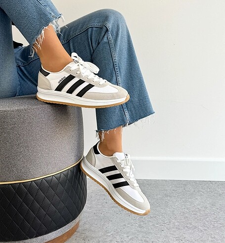 Adidas Run spor ayakkabı