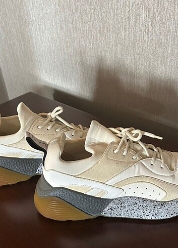 41 Beden Stella Mccartney 41 numara yeniden farksiz
