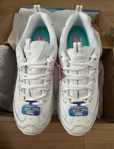Skechers yeni etiketli