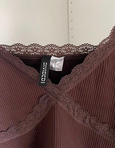 xl Beden Dantel Detaylı Crop Top