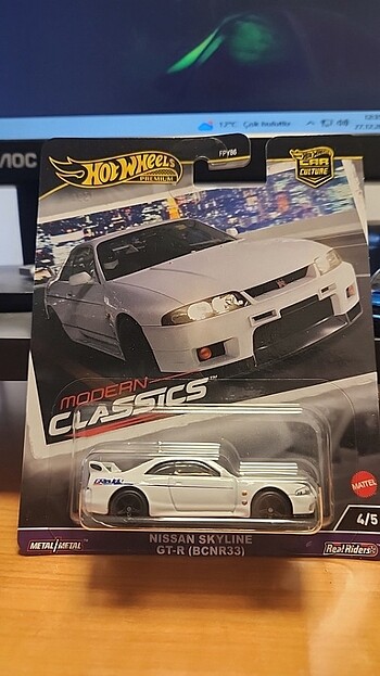 Hotwheels premium Nissan Skyline R33 Gtr
