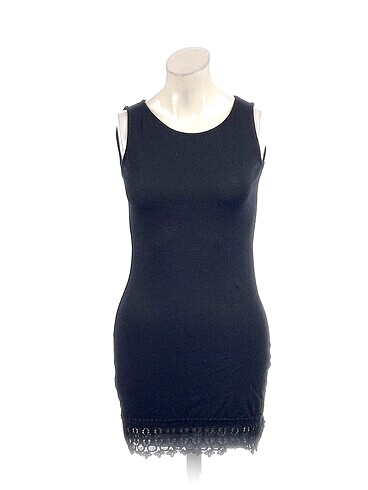 Dorothy Perkins Kısa Elbise %70 İndirimli.