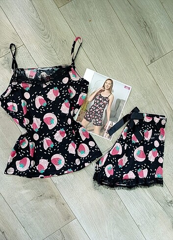 İp Askılı Pijama Takımı 