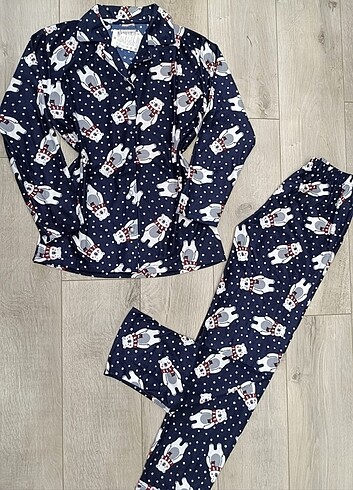 Diğer Önden Düğmeli Pijama Takımı