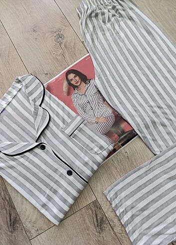 Bayan Uzun Kollu Önden Düğmeli Pijama Takımı 